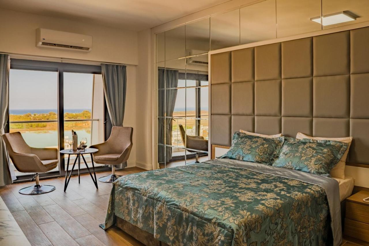 Novel Centre Point Hotel Famagusta  Eksteriør billede